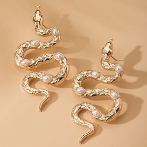 Pearl Snake Earrings✨✨